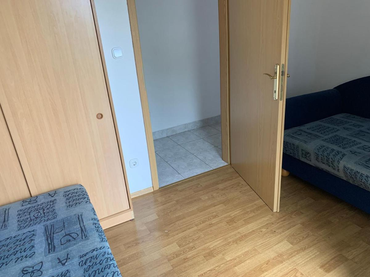 Apartment Durdica พิสัก ภายนอก รูปภาพ