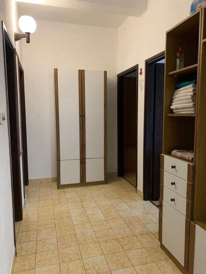 Apartment Durdica พิสัก ภายนอก รูปภาพ
